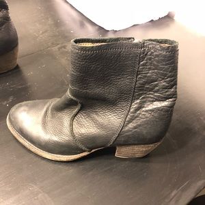 Blackstone ankle booties